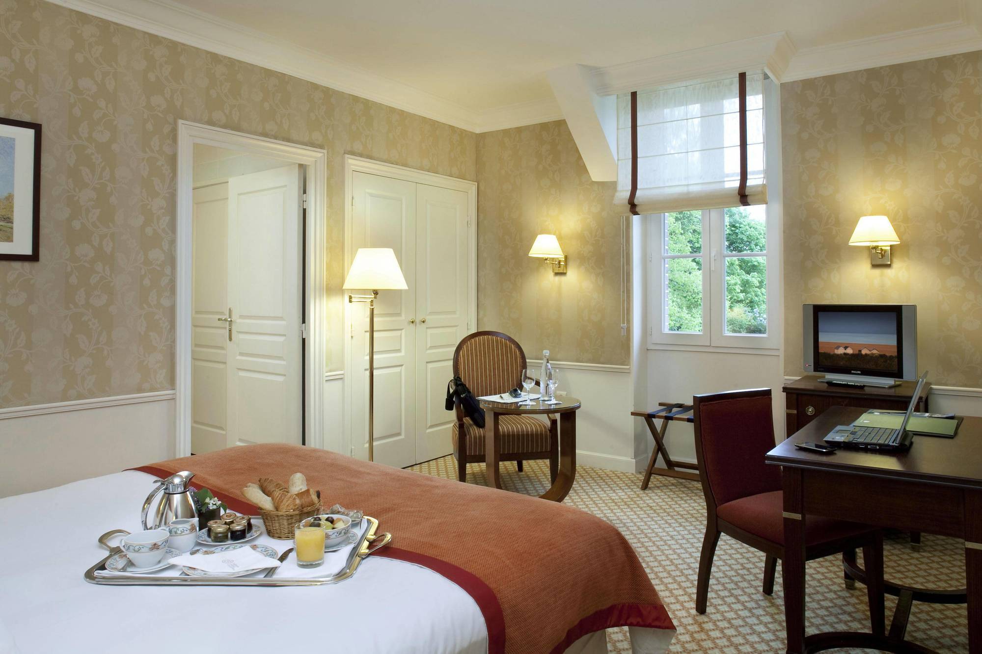Domaine des Roches Hotel&Spa Briare Exterior foto